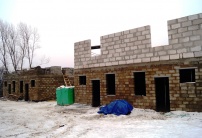 Декабрь 2014 г. Производство кладочных работ 1-ой очереди строительства.